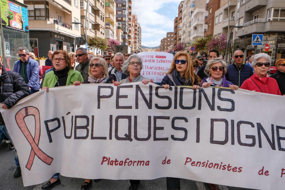 Manifestación en Elda-Petrer por la subida de las pensiones.