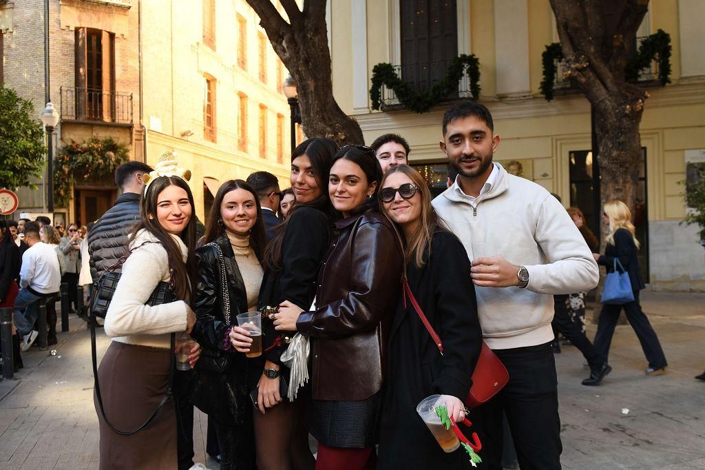 Murcia se echa a las calles durante el tardeo de Nochebuena