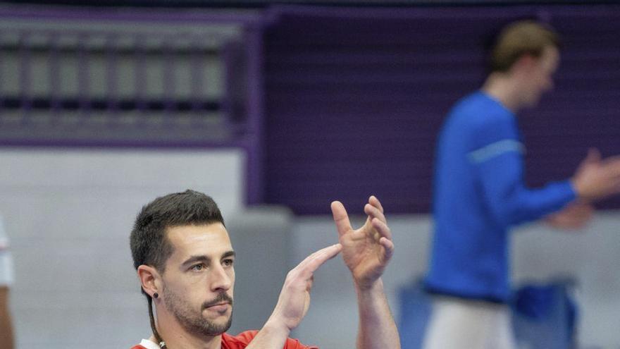 Cisneros La Laguna Plays Final League Match Before Copa del Rey