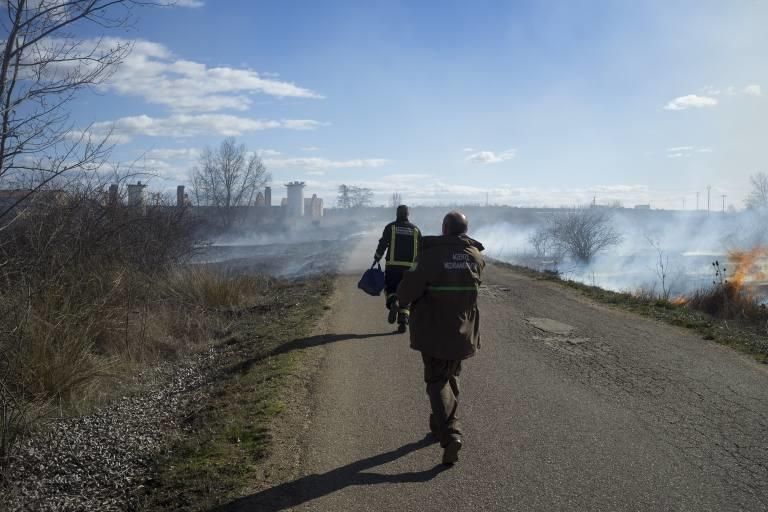 Incendio en los aledaños de El Ermitaño