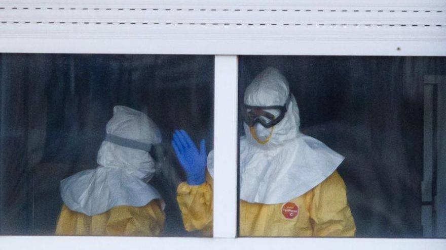 Tres sanitarios del ébola no recibieron ninguna instrucción