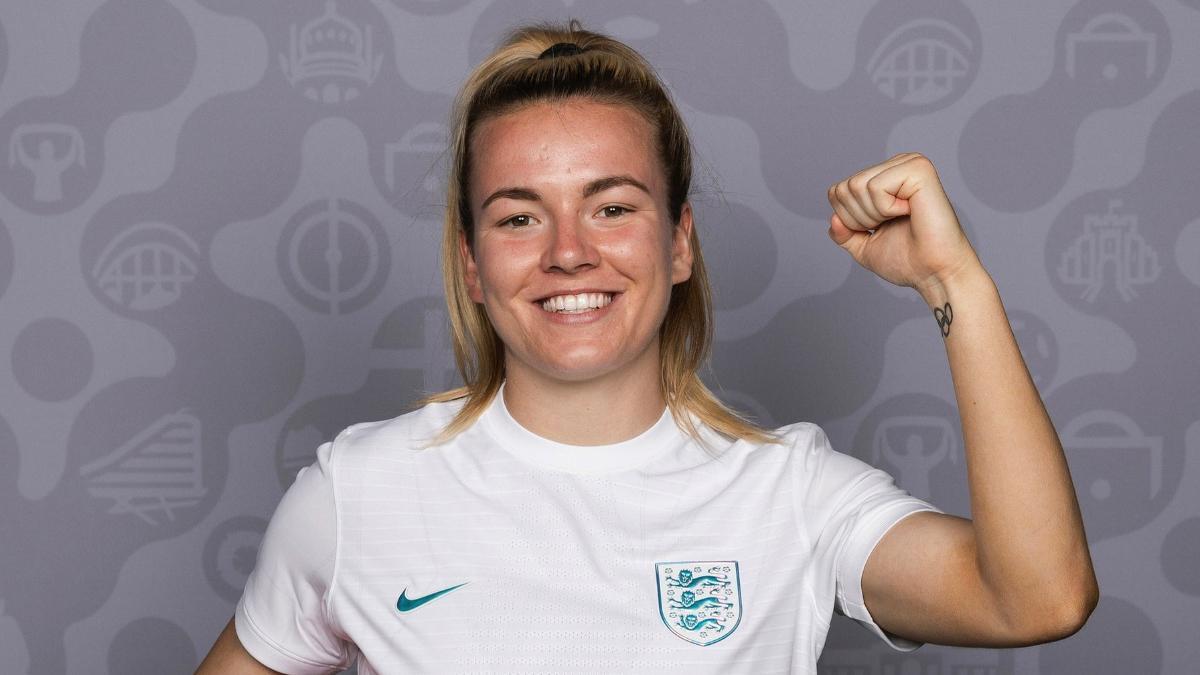 Lauren Hemp, una de las mejores jugadoras de Inglaterra | @lauren__hemp