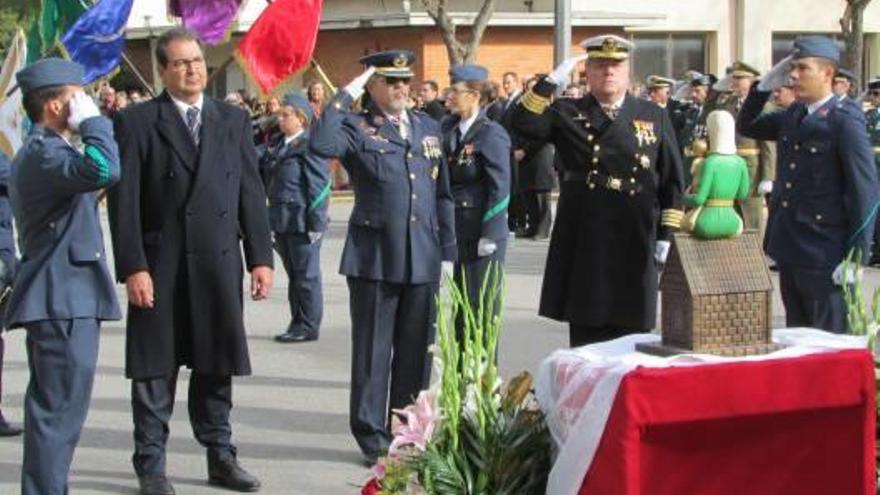 Honores a la patrona del Ejército del Aire en Alcoy