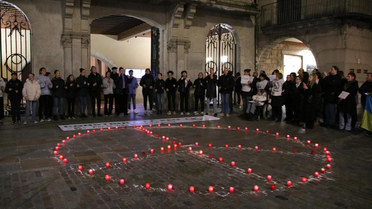 La concentració per la pau a Girona
