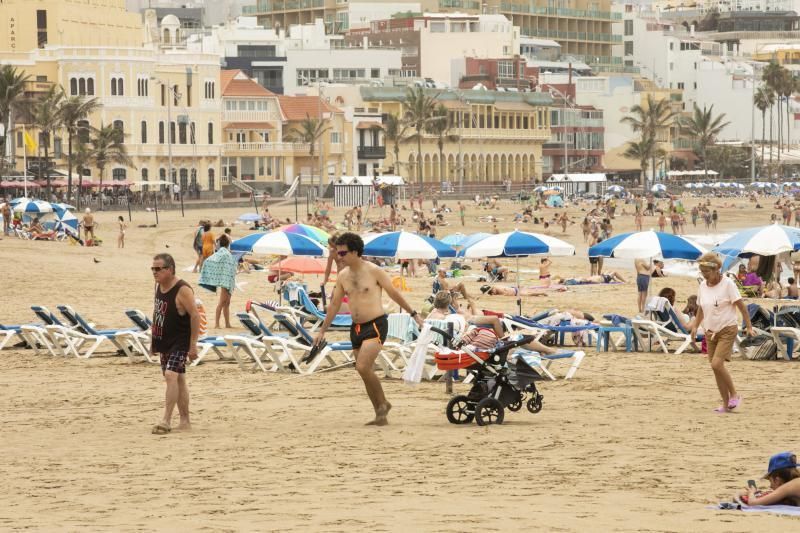 13.08.18. Las Palmas de Gran Canaria. Playa de Las Canteras . Foto Quique Curbelo  | 13/08/2018 | Fotógrafo: Quique Curbelo