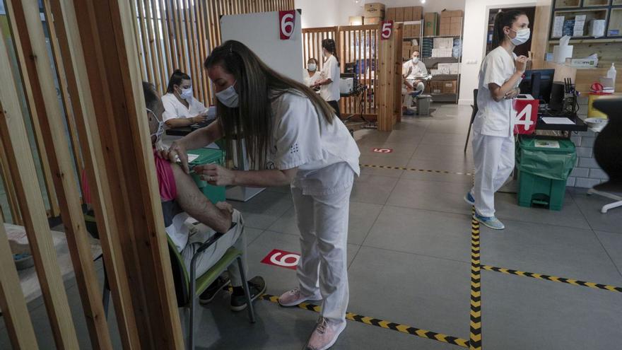 El Govern exigirá el nivel de catalán al 90% de médicos y enfermeras