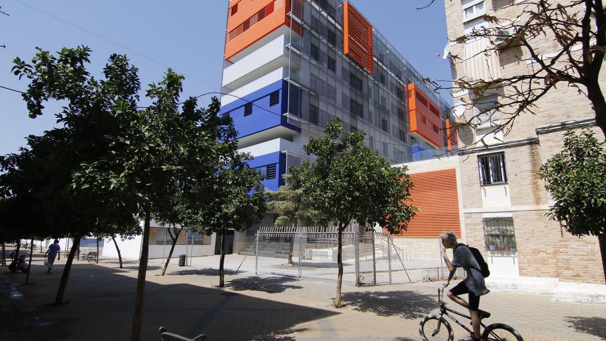 Edificio de la antigua Normal de Magisterio tras su reforma con fondos del plan Urban Sur y municipales.