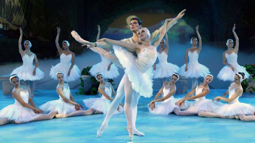El Víctor Villegas recibe al Ballet Nacional Ruso con el clásico ´El lago de los cisnes´