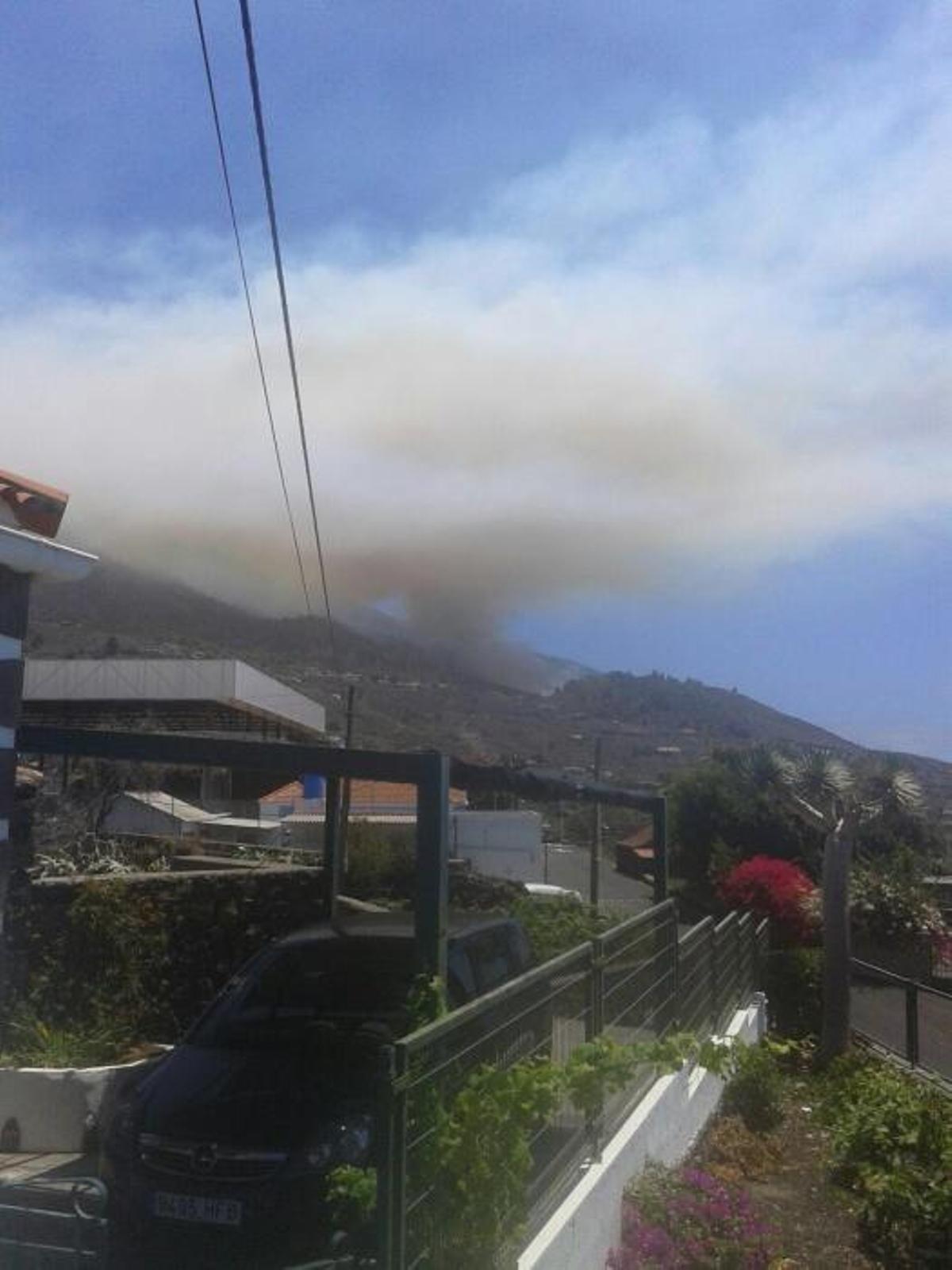 Incendio forestal en la zona de Las Manchas, en La Palma