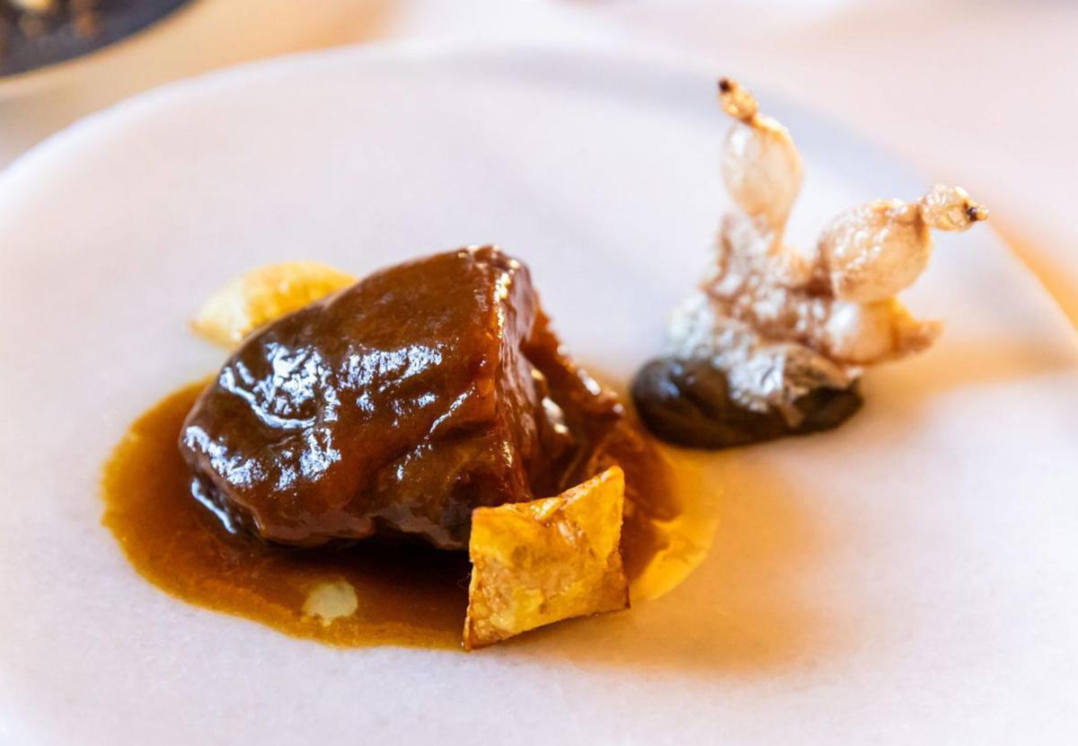 Las croquetas, junto al pitu, fueron los primeros pasos hacia la gloria de Casa Marcial. | |  DAVID CABO