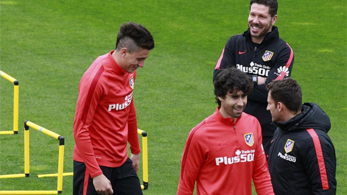 Giménez apunta al once en Milán