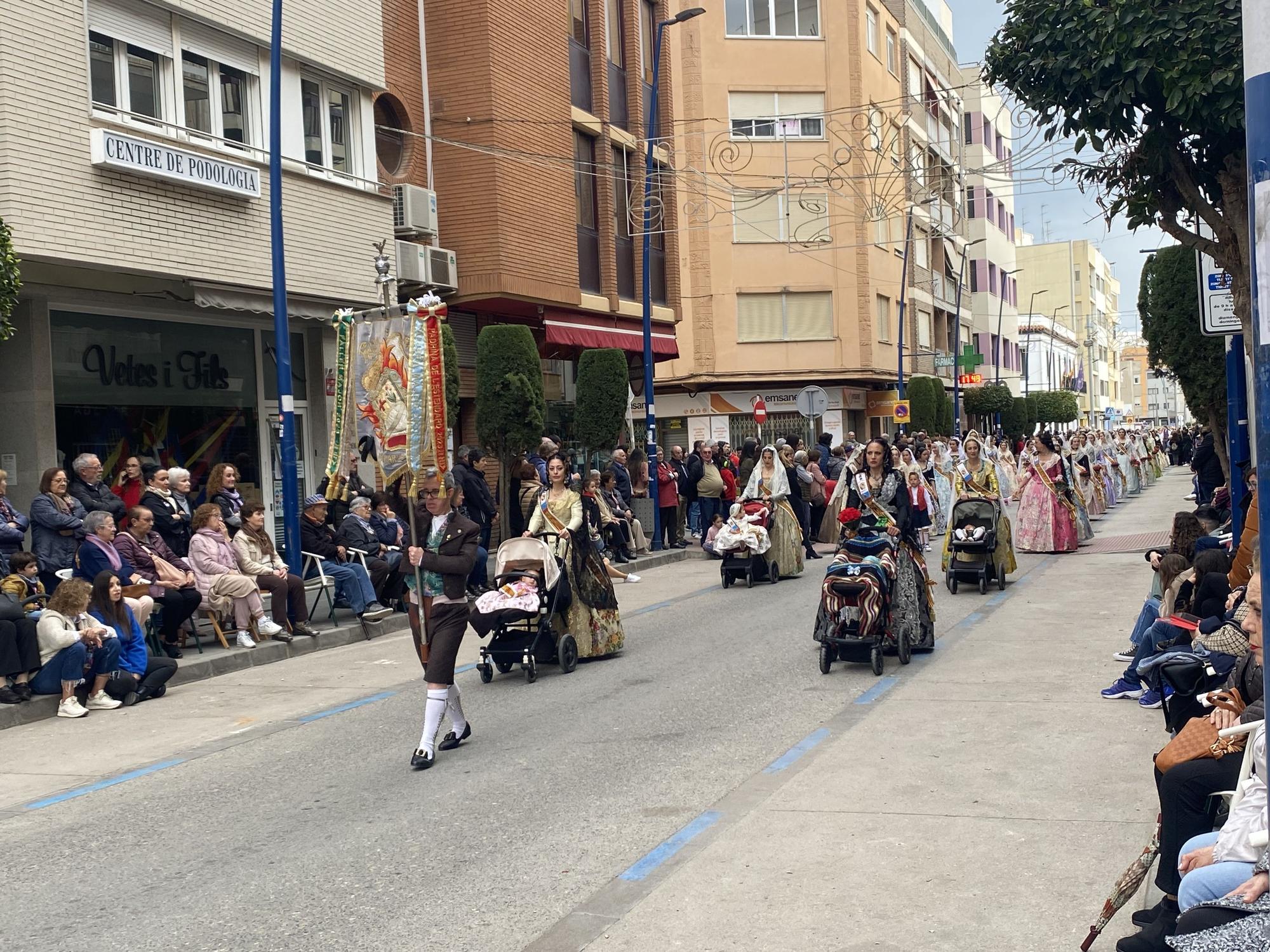 Las mejores imágenes de la ofrenda floral a la Mare de Déu de la Mar en Benicarlò