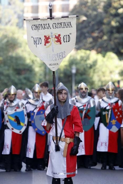 Actos del 9 d'Octubre: Desfile de Moros y Cristianos