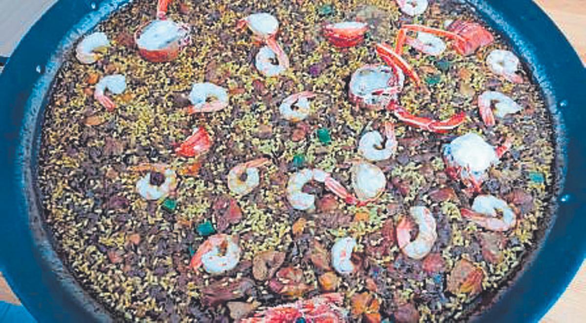 Imagen Detalle de una paella para llevar. Imagen Detalle de una paella para llevar.