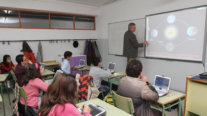 ¿Qué motivan los regalos a maestros? Análisis de una costumbre en debate al final de curso