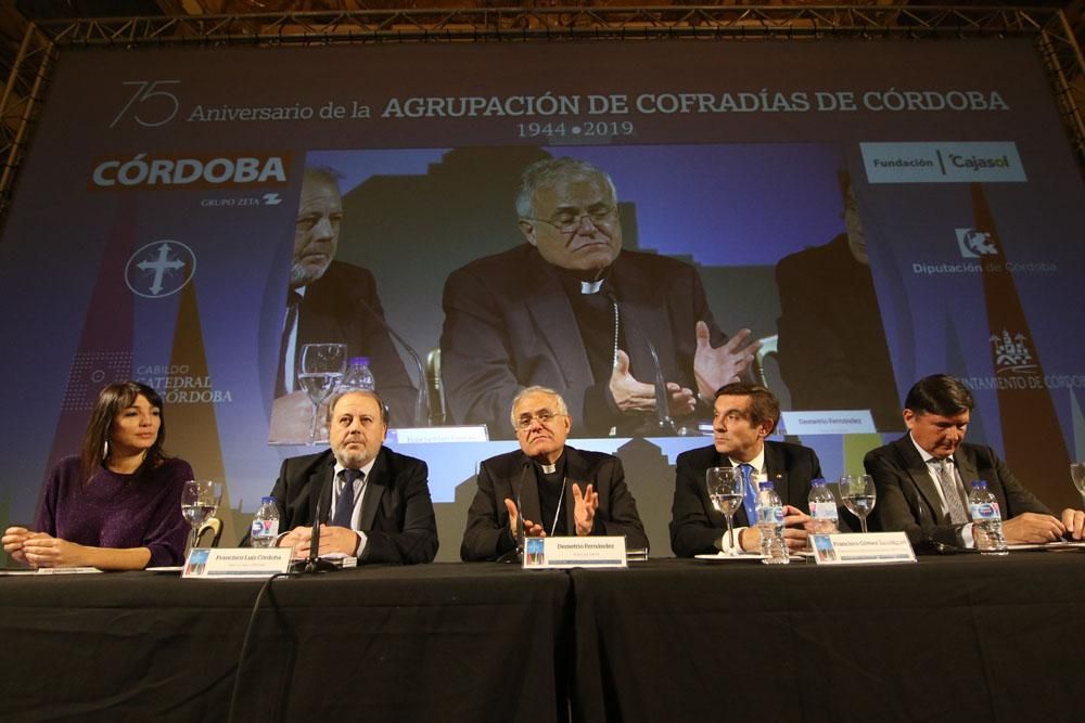 Diario Córdoba presenta el libro del 75 aniversario de la Agrupación de Cofradías