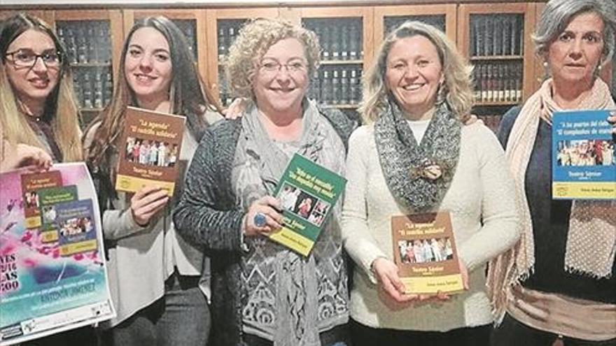 Antonia Jiménez presenta en la Biblioteca la colección ‘Teatro Senior’