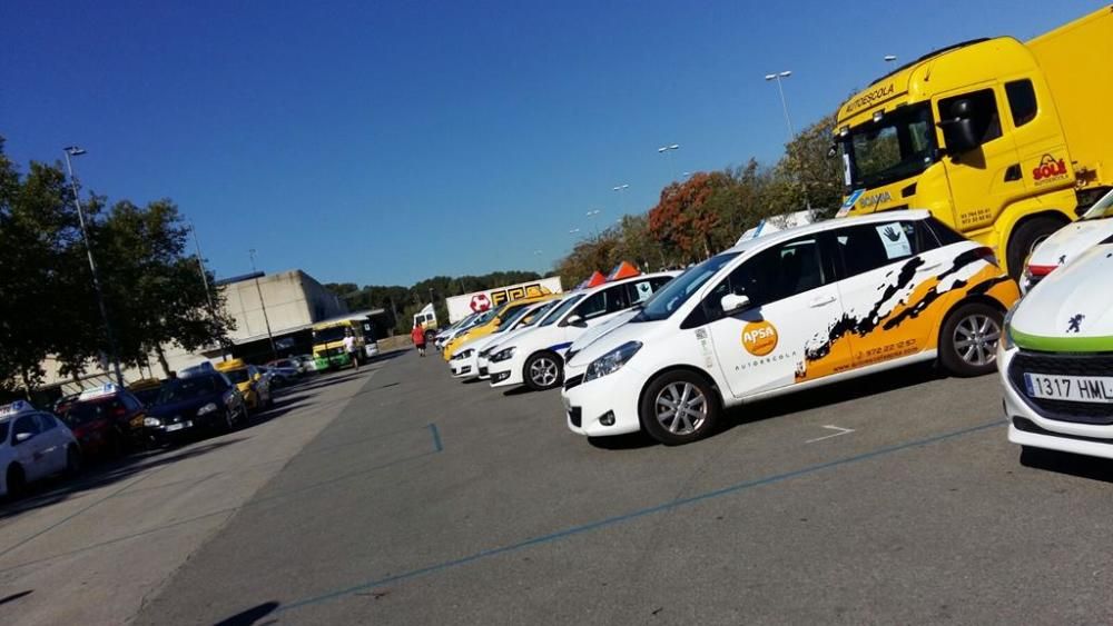 Mobilització a Girona de les autoescoles