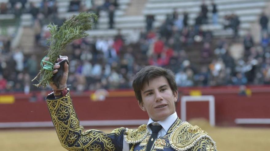 Peñaranda destaca en la novillada sin picadores de las Fallas