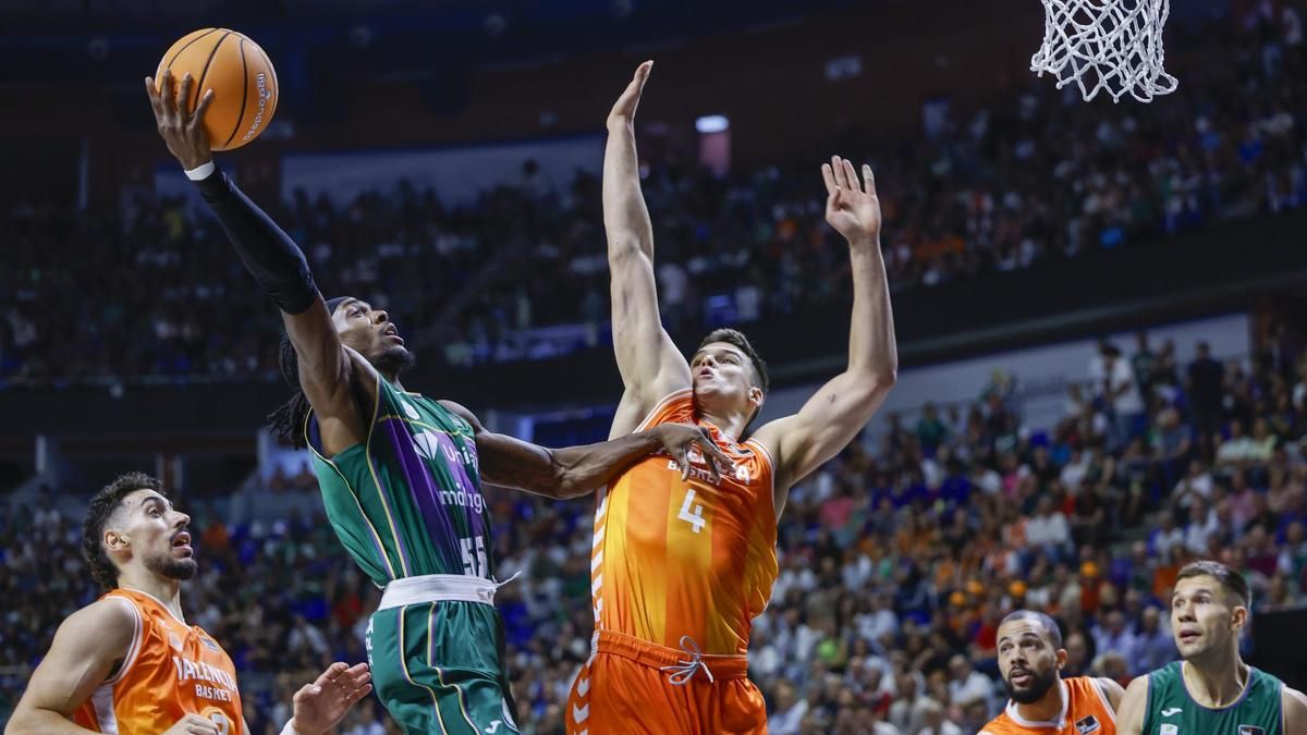 Una imagen de la semifinal entre Valencia Basket y Unicaja