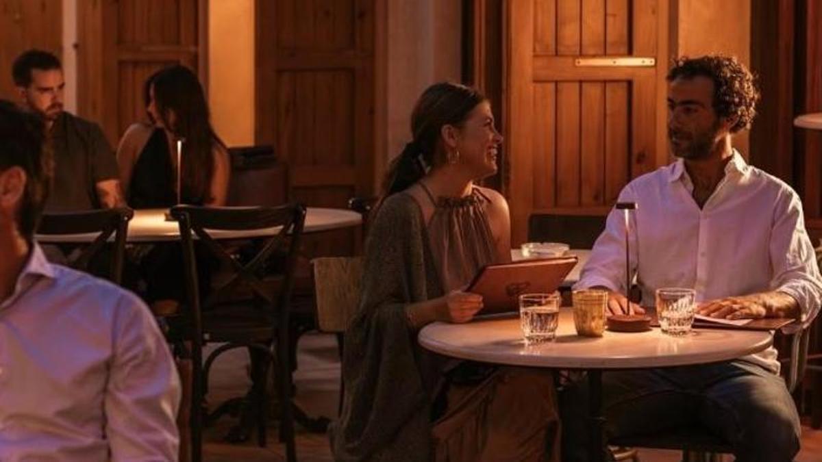 El restaurante está en el centro de la ciudad