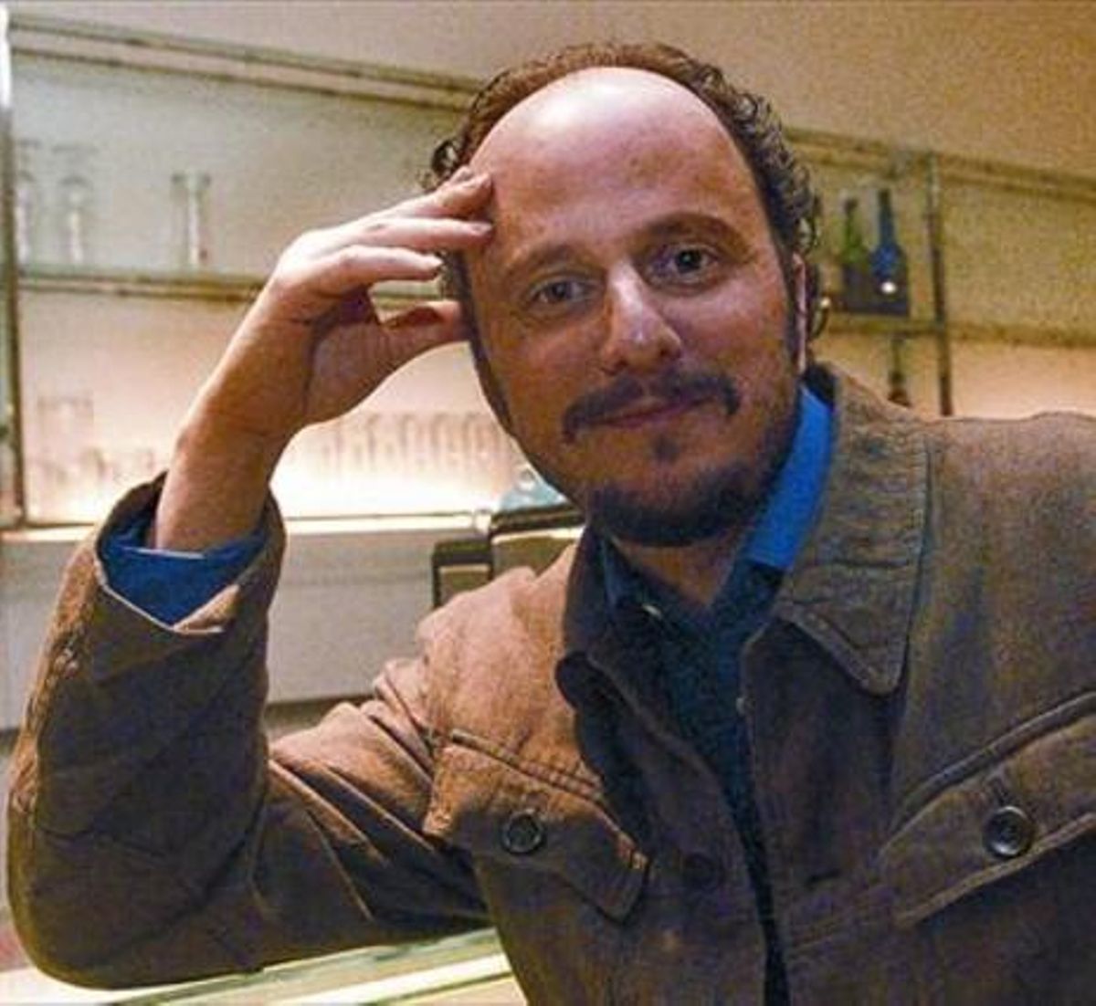Jeffrey Eugenides, el 2003, el dia que va guanyar el Pulitzer. Jeffrey Eugenides, el 2003, el dia que va guanyar el Pulitzer.