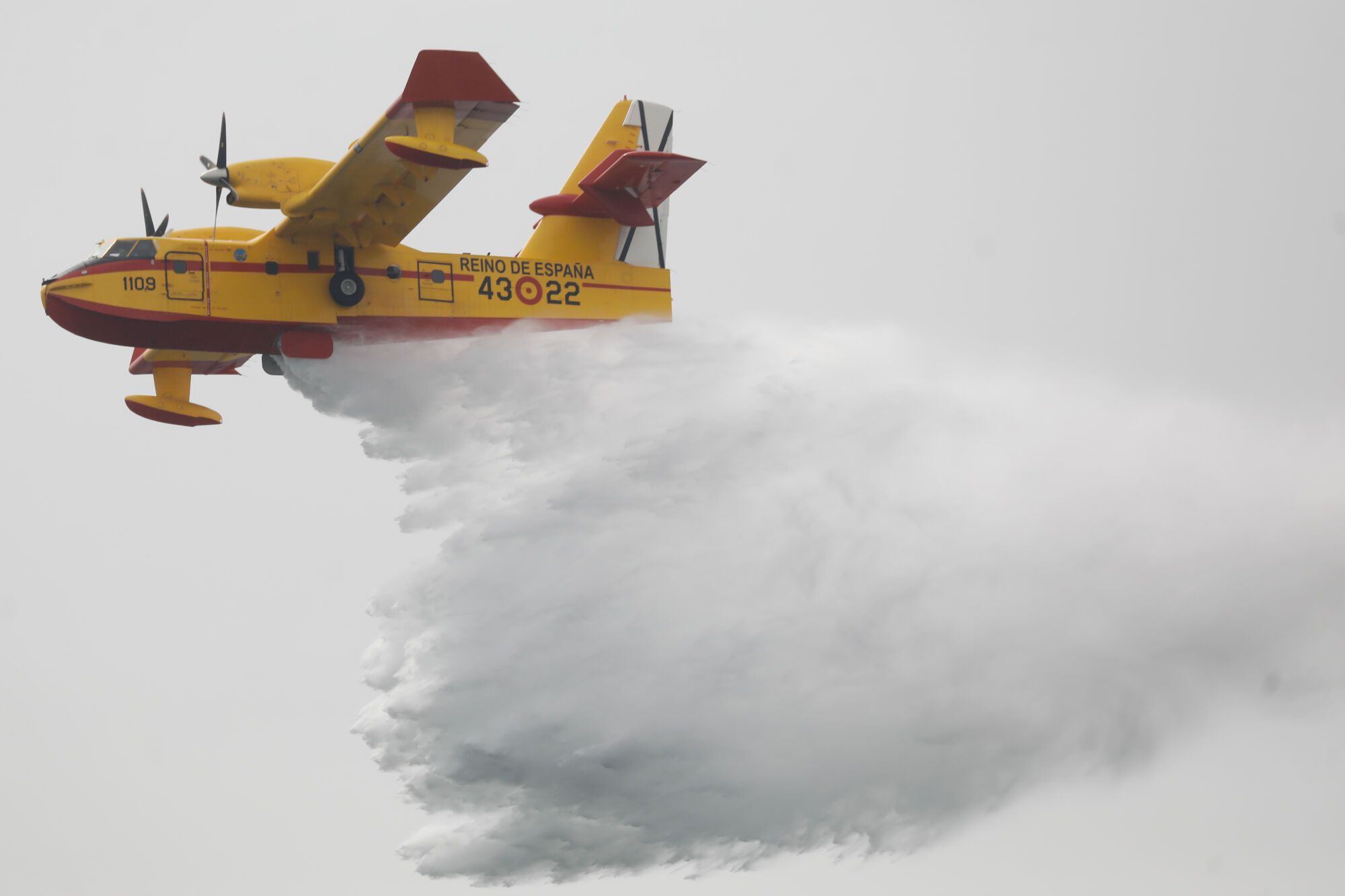 El Festival Aire25 por los 40 años de la Patrulla Águila, en imágenes.