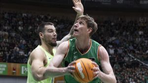 Pustovyi sería una buena opción para repartirse los minutos con Willy y Vesely en la pintura azulgrana