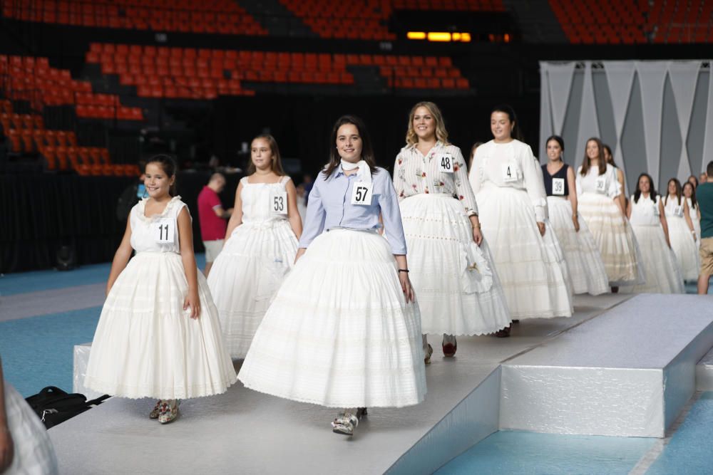 Ensayo de las candidatas a fallera mayor 2019 en la Fonteta