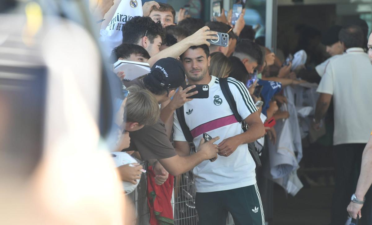 El Real Madrid llega a A Coruña para jugar esta noche el Teresa Herrera ante el Deportivo