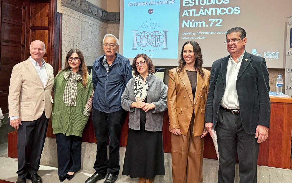 De izq., a dcha., Bruquetas de Castro, González, Concepción Rodríguez, Rodríguez, Medina y Lobo Cabrera.