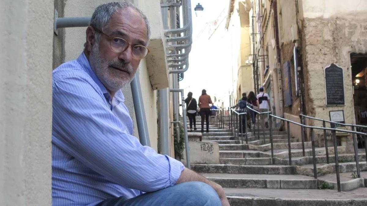 Andoni Zubizarreta, en una de las callejuelas más carismáticas de Marsella.