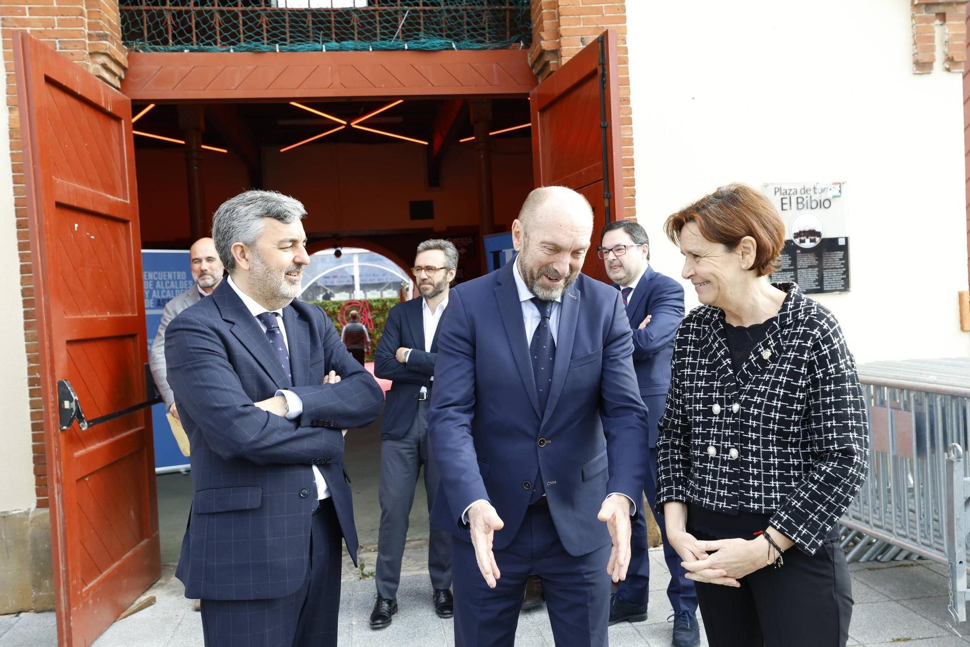 EN IMÁGENES: Así fue el encuentro en Gijón de alcaldes y alcaldesas asturianas dentro del Foro del Municipalismo