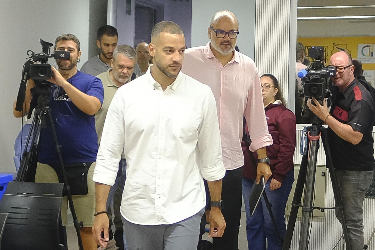 Primer día de Bruno Savignani como capitán del barco del CB Gran Canaria Primer día de Bruno Savignani como capitán del barco del CB Gran Canaria