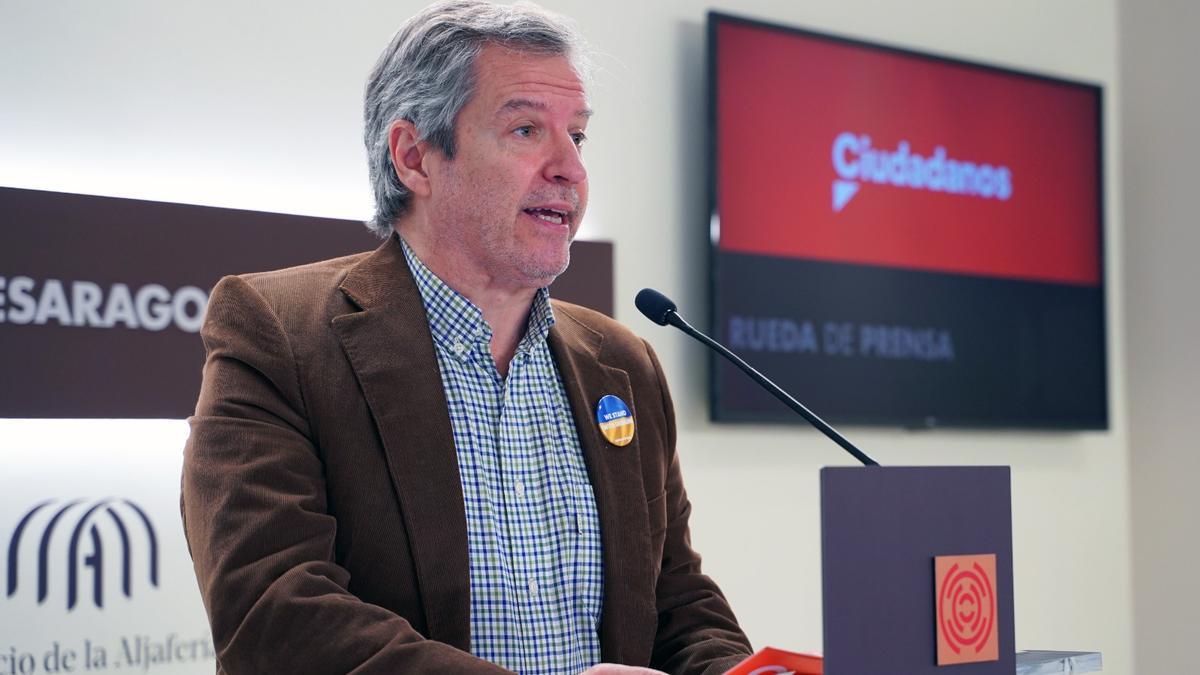Daniel Pérez Calvo, portavoz de Ciudadanos, en su comparecencia.