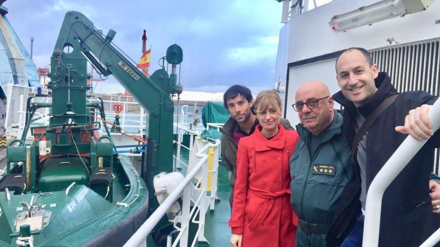 Una asturiana premiada por un trabajo sobre los oficiales de enfermería de la Guardia Civil en buques de rescate de inmigrantes