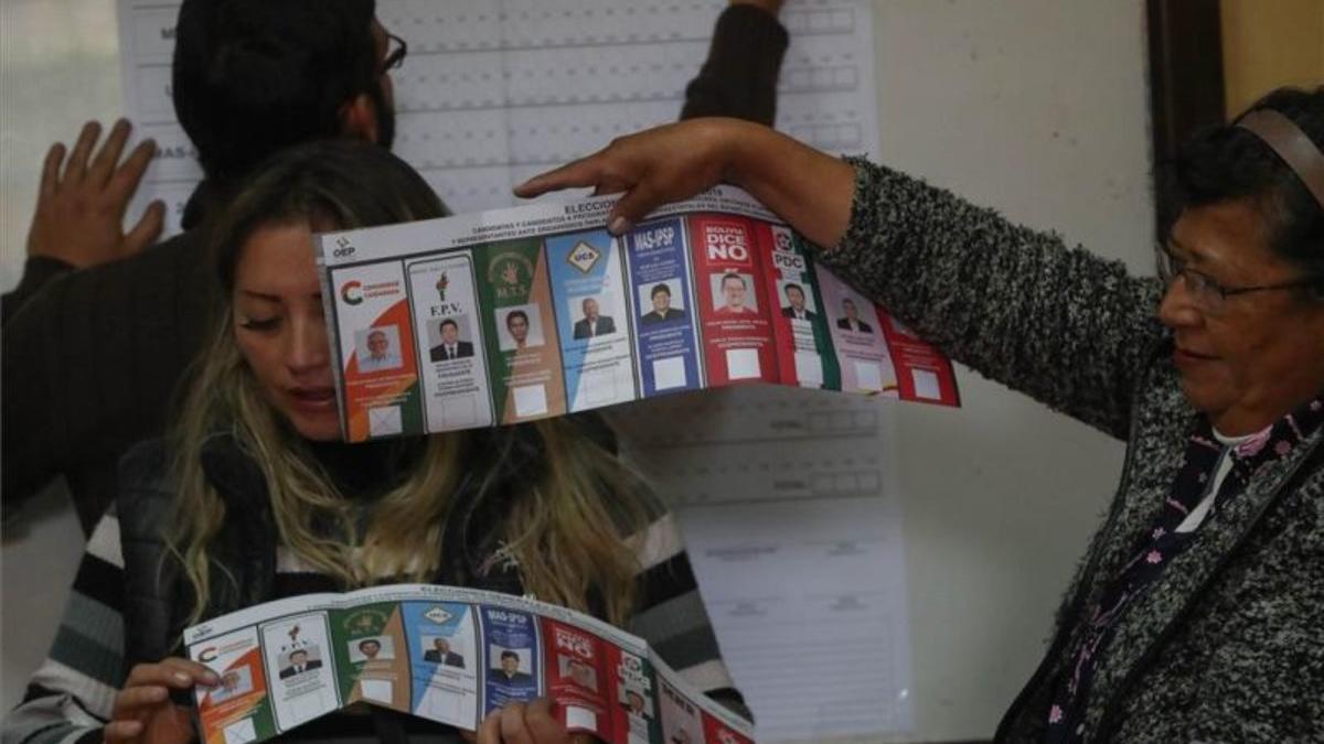 El recuento de los votos en las elecciones de Bolivia.