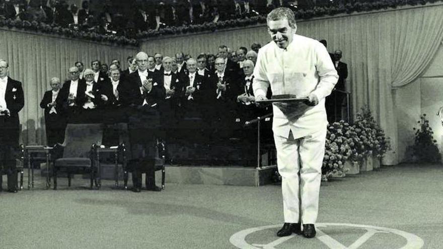 García Márquez, a la 
cerimònia de lliurament 
dels Premis Nobel el 1982  
arxiu | ARXIU