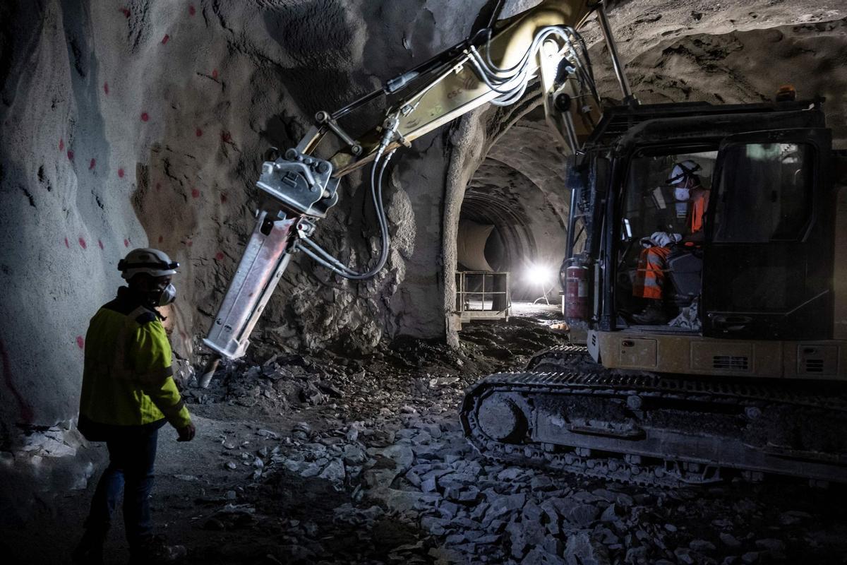 Construcción de un túnel para la línea de tren de alta velocidad TAV entre Lyon y Turín, en Chiomonte, noroeste de Italia, el 18 de enero de 2023.