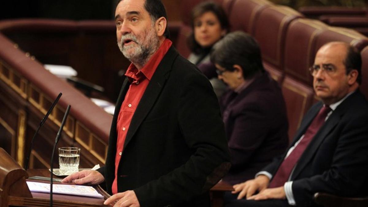 El portavoz de Amaiur, Iñaki Antigüedad, durante la sesión de investidura de Rajoy.