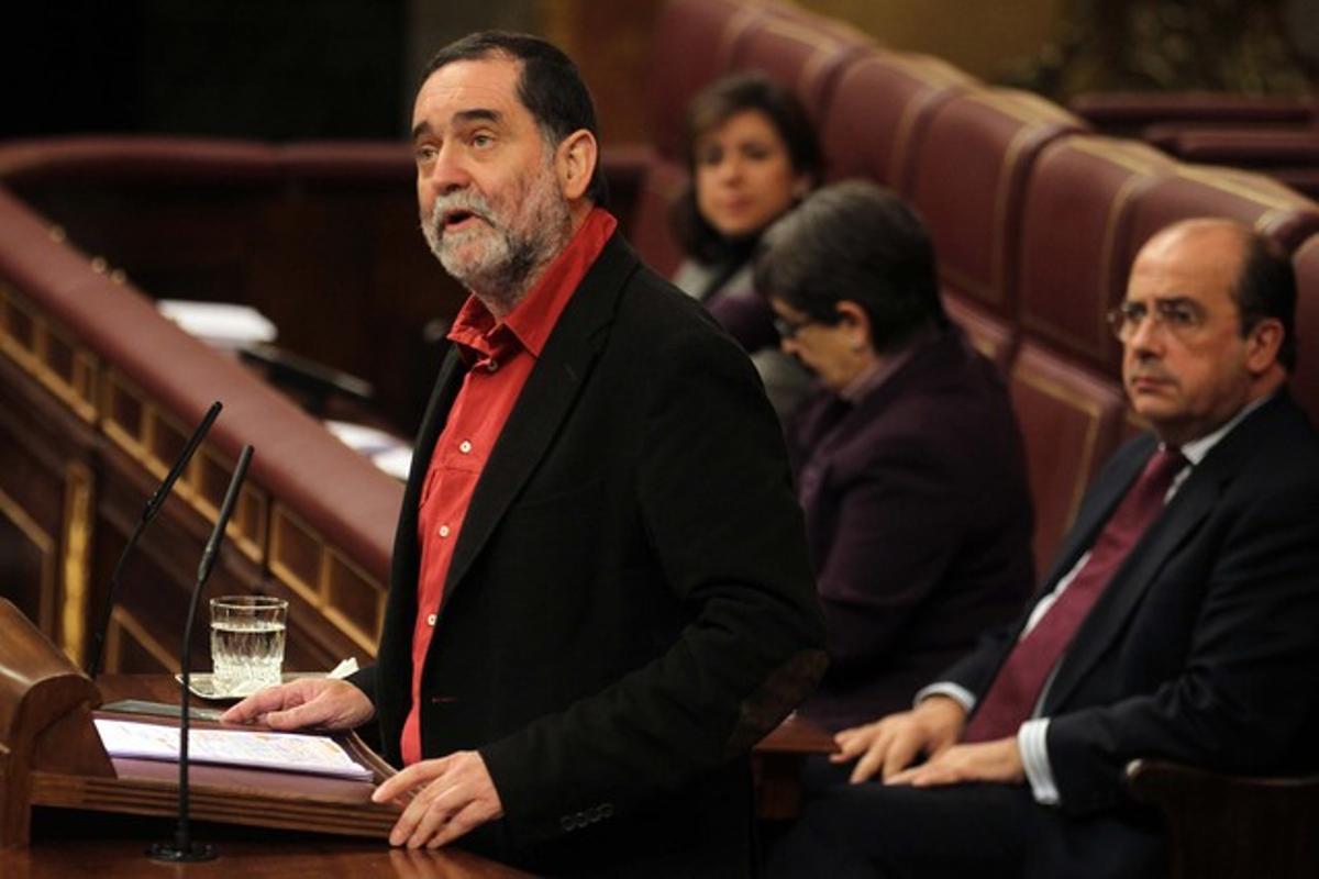 El portaveu d’Amaiur, Iñaki Antigüedad, durant la sessió d’investidura de Rajoy. El portaveu d’Amaiur, Iñaki Antigüedad, durant la sessió d’investidura de Rajoy.