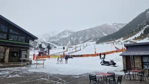Nieve en la estación de esquí de Vallter (Ripollès, Girona)