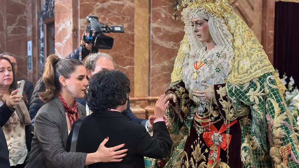 Cómo descubrir la Macarena con las manos cuando no se ve: "¡Su rostro transmite tanto!"