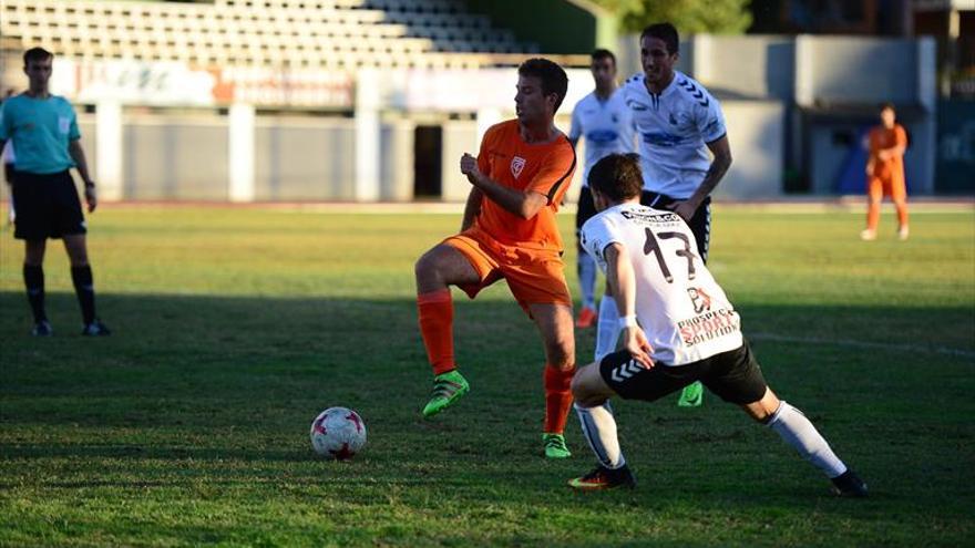 El Plasencia sufre para ganar