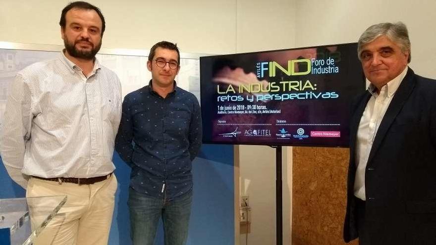 Jenaro Martínez Paramio, Manuel Campa y José Manuel Martínez, ayer, en la presentación del II Foro de Industria.