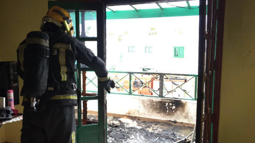 Incendio en un apartamento de Puerto del Carmen