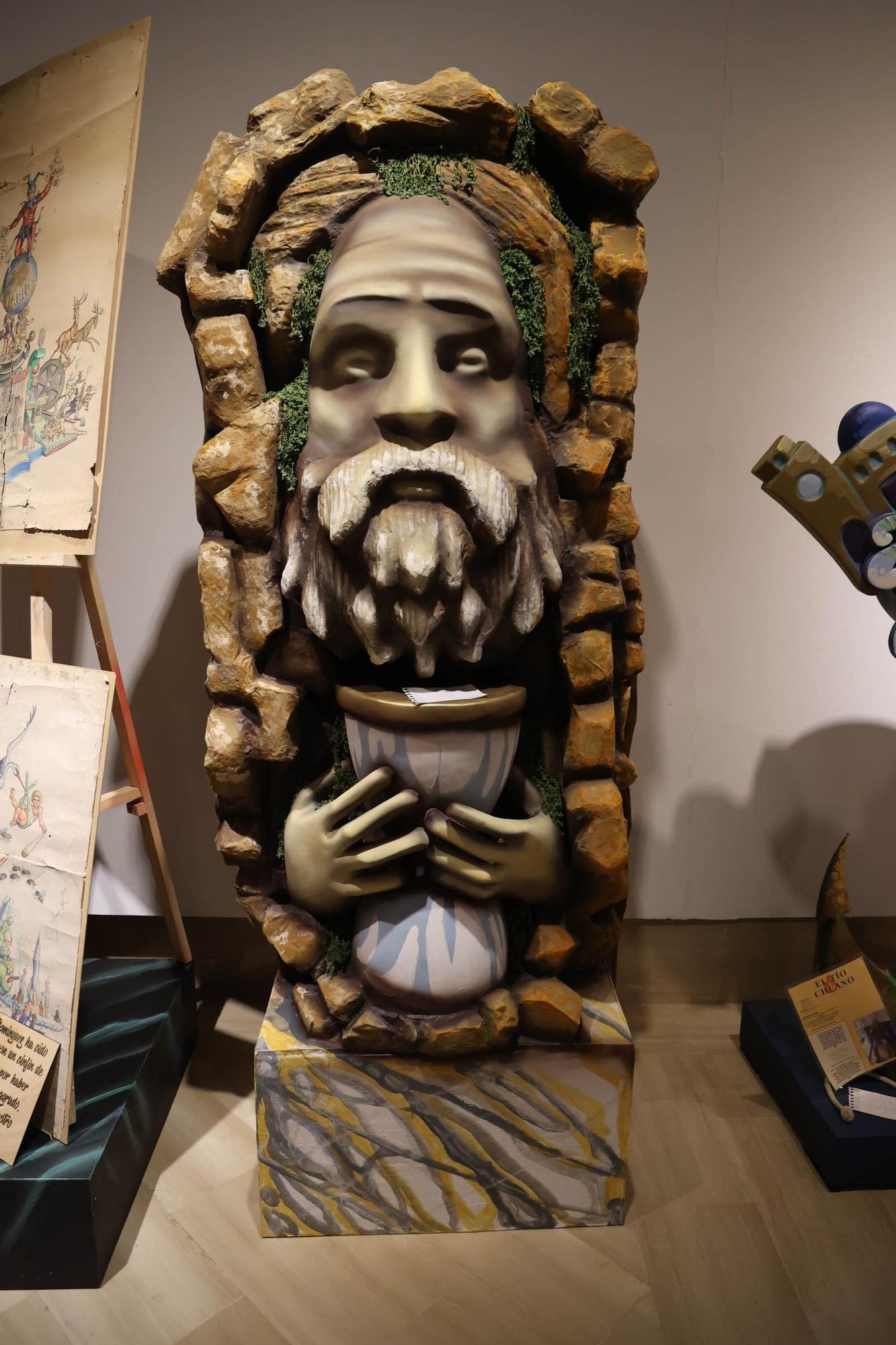 Exposición del Ninot de barracas de Hogueras de 2025