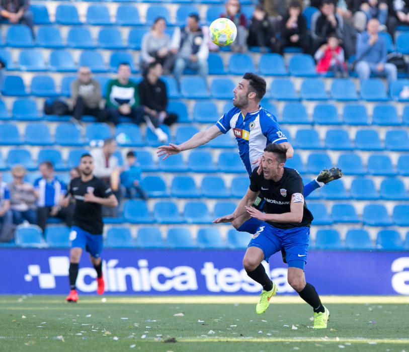 Los blanquiazules desperdician la oportunidad de huir del descenso y no pasan del empate ante un Andorra con uno menos desde el 52'