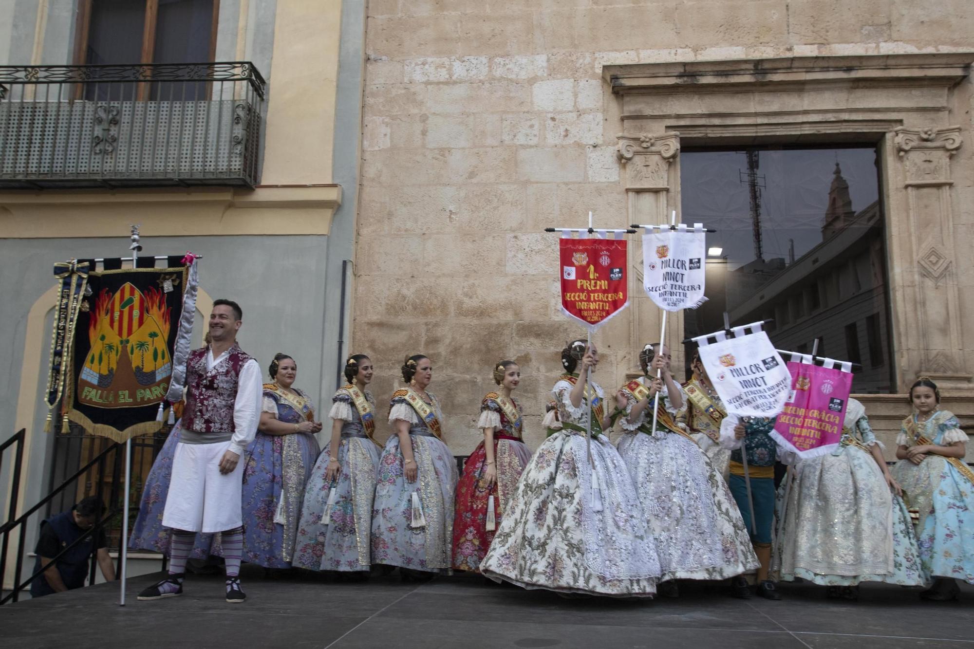 Las mejores imágenes de la entrega de premios de las fallas de Alzira