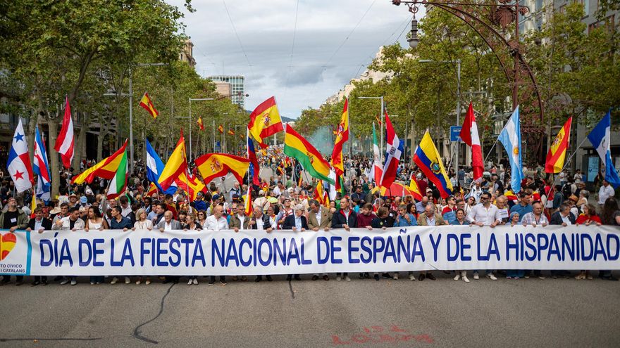 La manifestación del 12-O bajo el lema "Barcelona, capital de la Hispanidad", sin incidentes